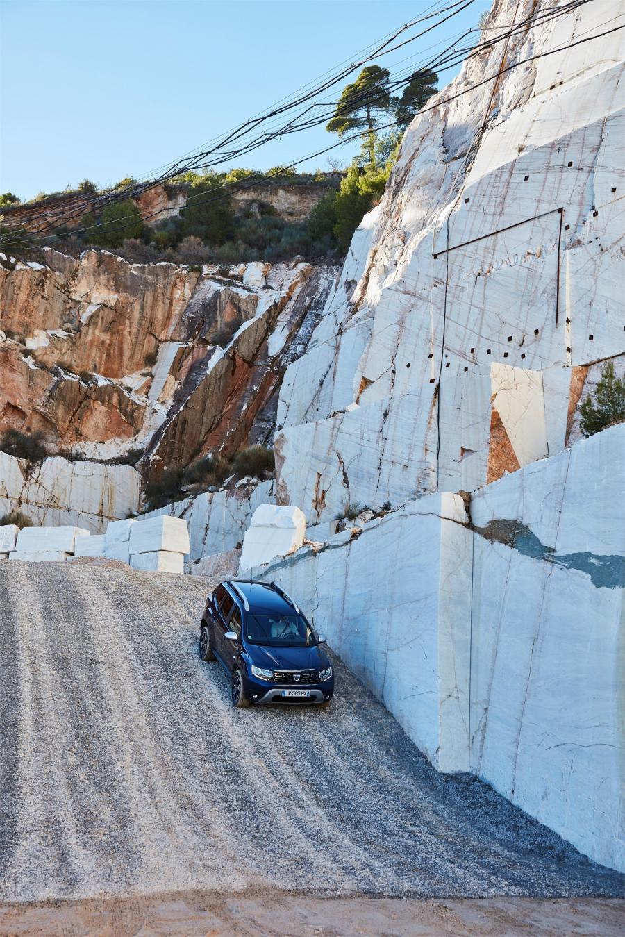  Dacia Duster 2017 года  (WW) (фото 128 из 257)